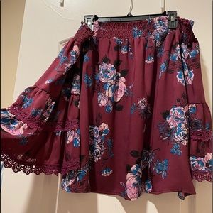 Off the shoulder stretchy long sleeve top